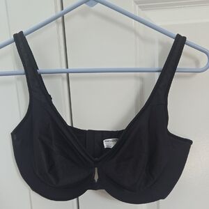 EUC Lilyette 38DD Minimizer Bra In Onyx
